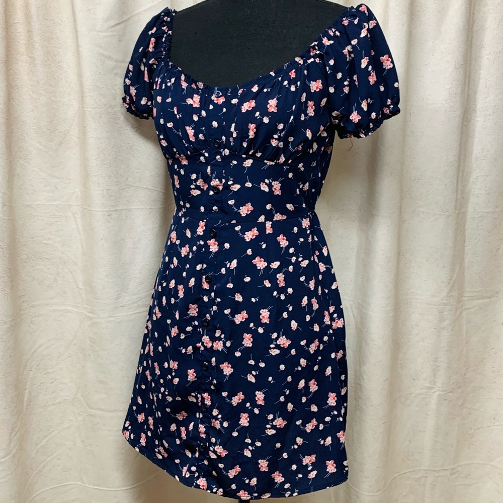 Trixxi | Off-shoulder Floral Fit’n’Flare Dress S